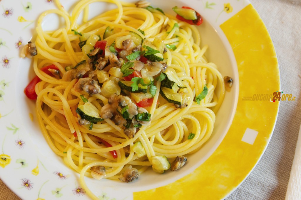 Spaghetti Alle Vongole e Zucchine – Primo Piatto Veloce e Sfizioso Anche Senza Glutine