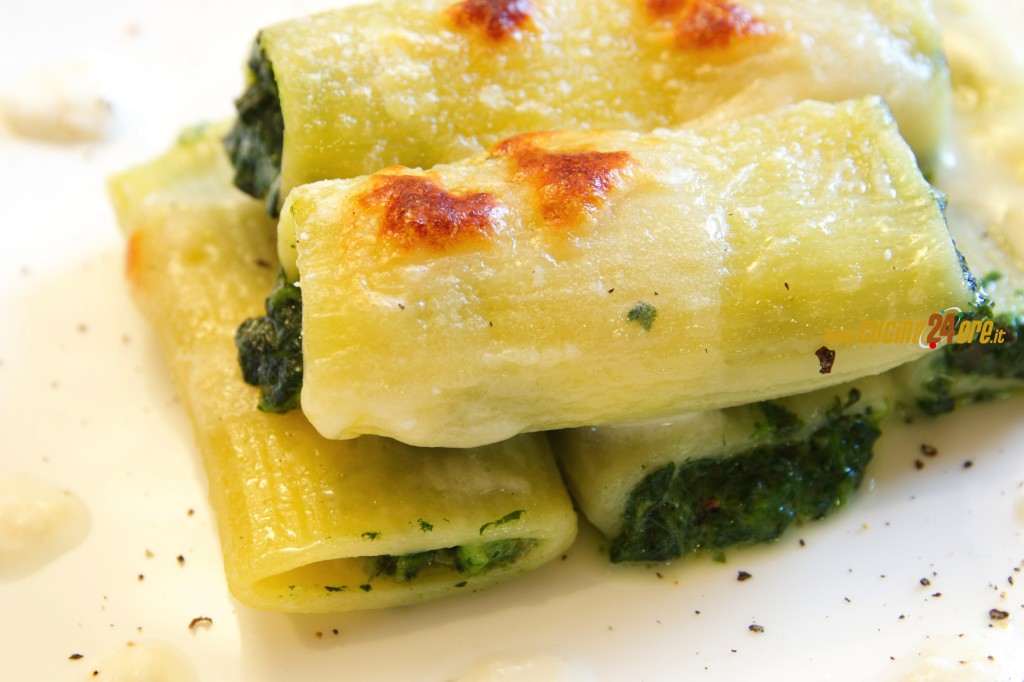 I Paccheri Ripieni con Spinaci e Crescenza alla Crema di Parmigiano – Cremosi Senza Besciamella e Burro
