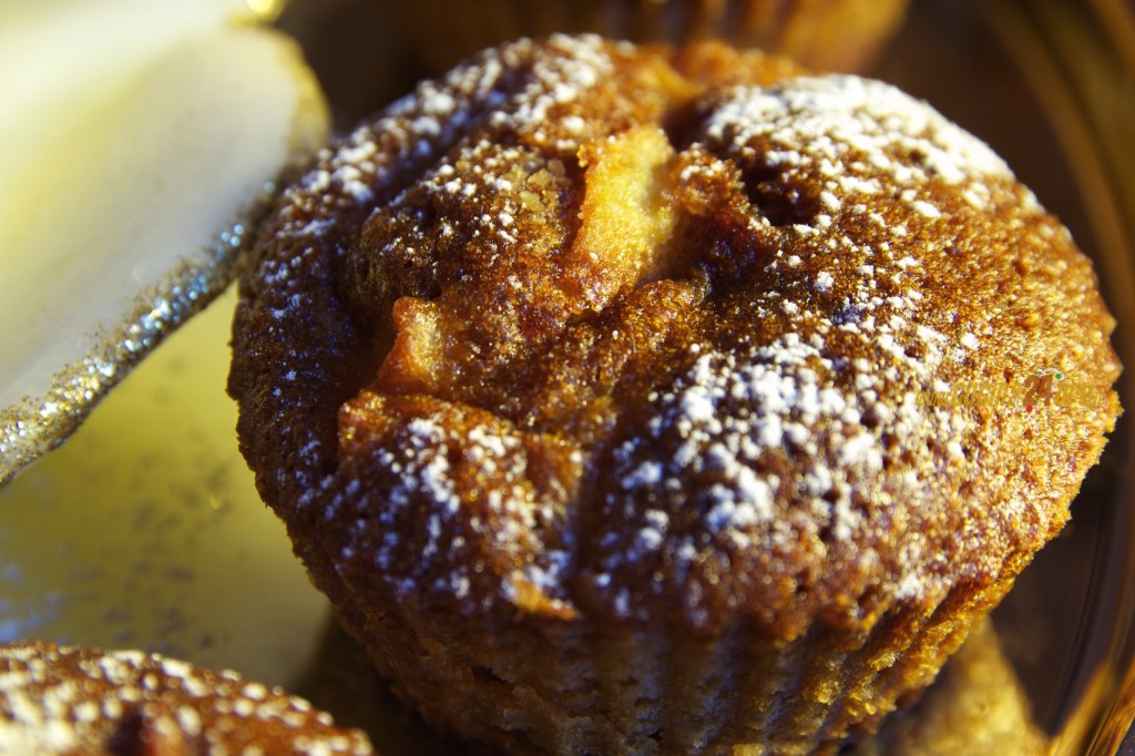 Muffin di Riso con Tocchetti di Mela Cotta – Dessert Senza Glutine, Nichel e Lievito